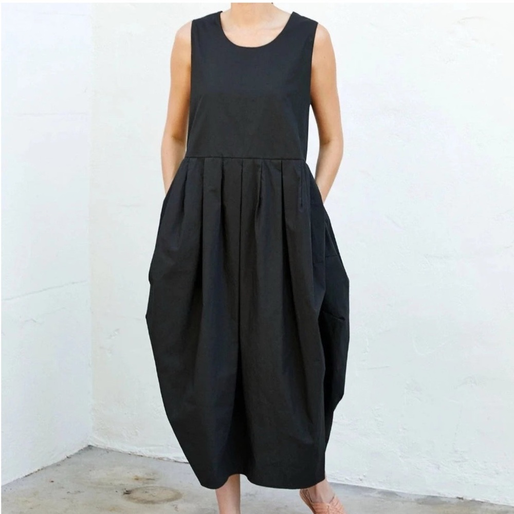 Black Crane Tulip Dress